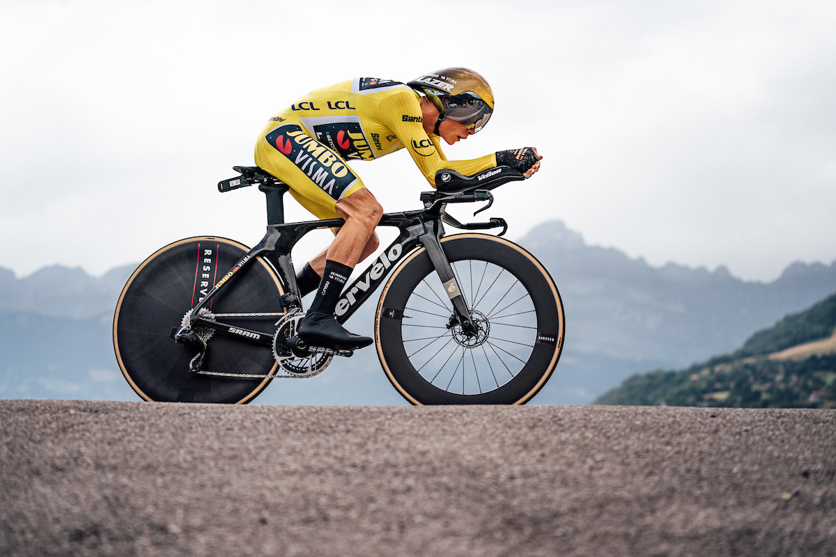 Jonas vingegaard time trial showcases his unmatched sporty prowess