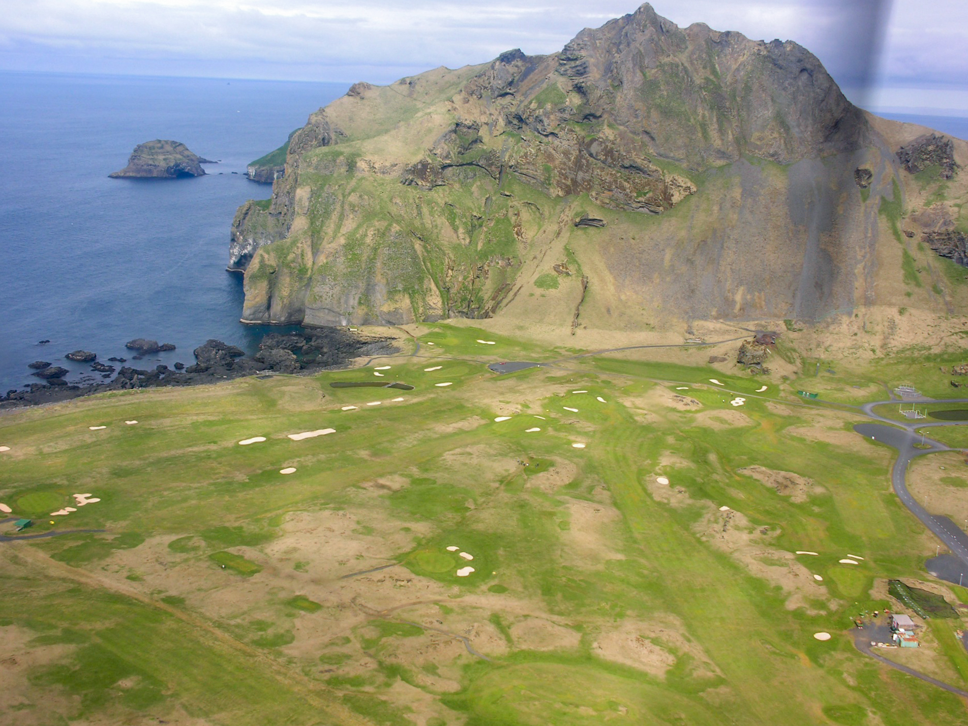 Exclusive highlights of the stunning westman island golf course awaits you