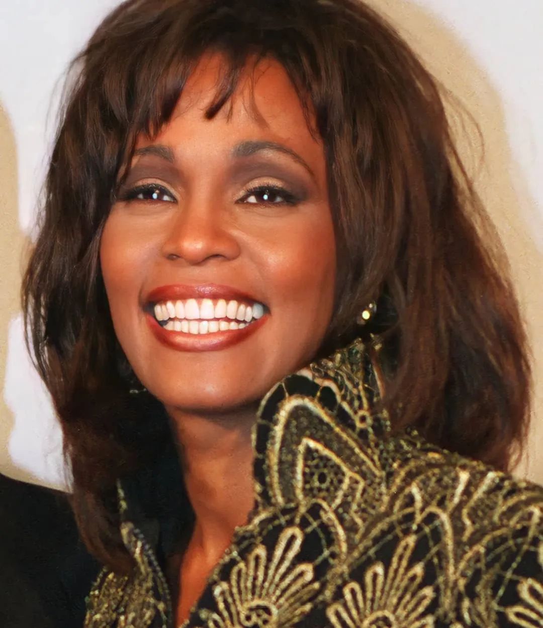 Practical ways to appreciate whitney houston’s captivating smile